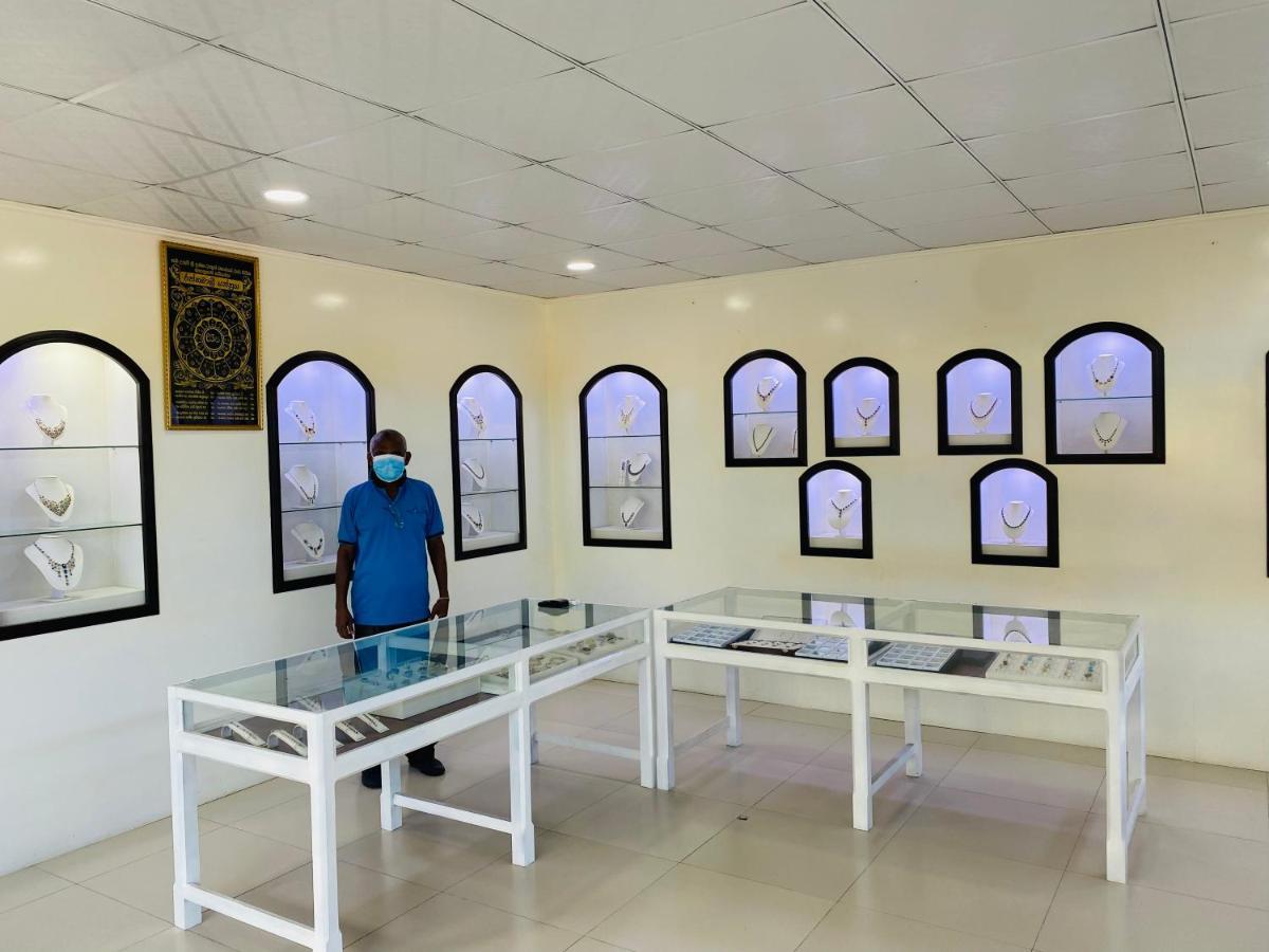 Blue Spring Hotel واديوفا المظهر الخارجي الصورة