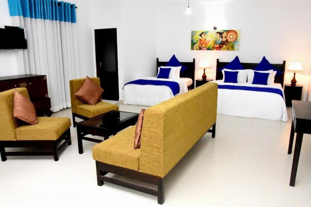 Blue Spring Hotel واديوفا المظهر الخارجي الصورة