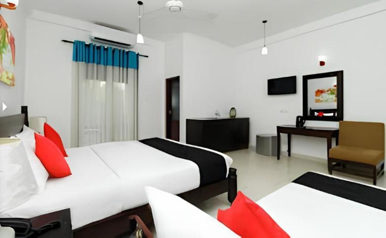 Blue Spring Hotel واديوفا المظهر الخارجي الصورة